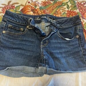 Like New American Eagle shorts stretch size 4